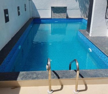 Lonavala Villa | Twilight Stays ll 4PM Villa 3BHK ll Swimming Pool ll Snooker Tab ll AC ll BBQ