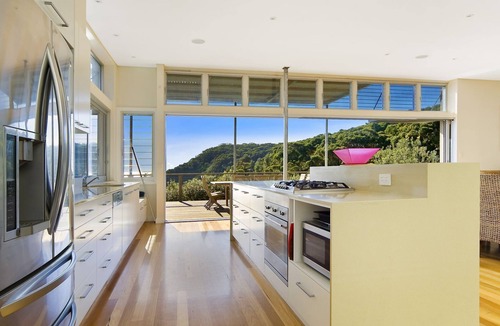 Seal Rocks House | Twin Pines - beach house overlooking Boat Beach at Seal Rocks