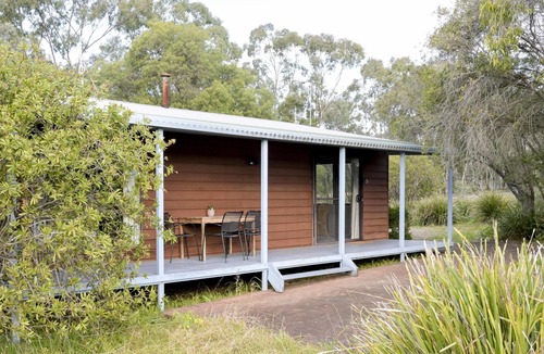 Pokolbin Cabin | Twin Tree Cabin 5 - 2 bedroom with 2 x queen beds