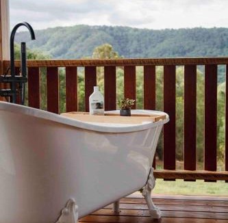 Moreton Bay Region Villa | Two Little Witches Cottage Retreats