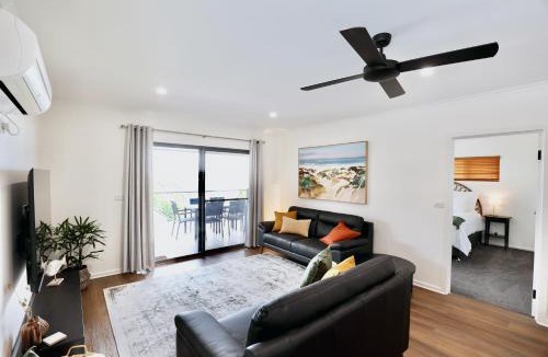 Kingscote Apartment | Two Rivers - Harriet