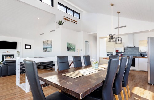 Geographe House | Two-Storey with Marina Views
