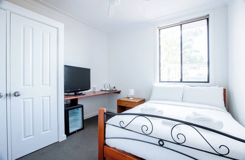 Unanderra Hotel | Unanderra Hotel
