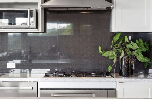 Urunga House | Urunga Magic – A beautiful waterfront retreat in Urunga with serene river and ocean views