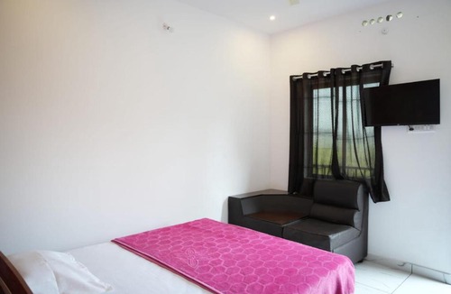 Vagamon Cabin | Vagamon leafhill mountain view holidays