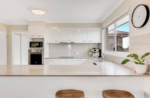 Hampton Villa | Valley Breeze Hideaway near Toowoomba