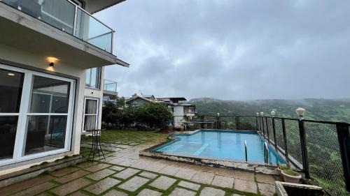 Panchgani Villa | Valley Facing 5BHK Exotic Villa with Private Pool & Games Room