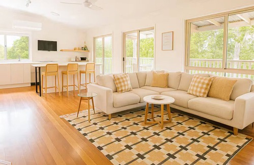 Currumbin Valley House | Valley Vista Upper House – Treetop Retreat