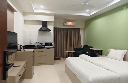 Madhapur Hotel | Valuenest