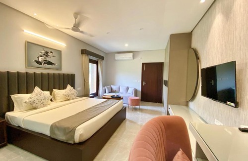 Dehradun Apartment | Vastu Serene Studio Apartment