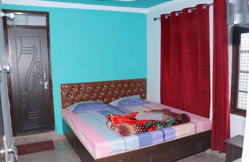 Chamoli Hotel | Vasudev lodge Gopeshwar