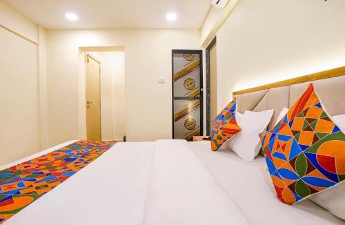 Vashi Hotel | Via 24x7
