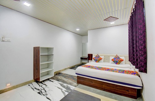 Pune Hotel | Via Aachal Executive
