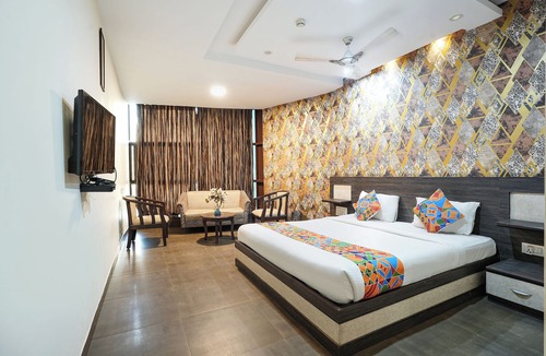 Krishnarajapura Hotel | Via Indian Residency - Krishnarajapura