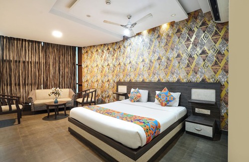 Krishnarajapura Hotel | Via Indian Residency - Krishnarajapura