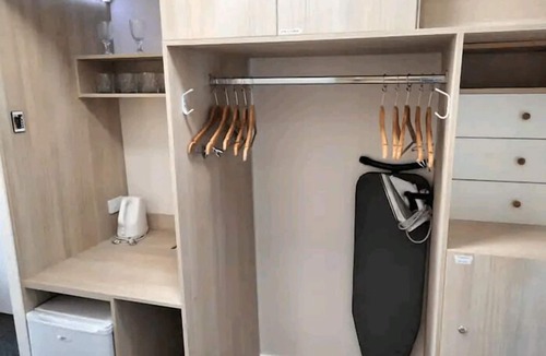 Surfers Paradise Apartment | View Hotel - Private Apartments Hosted by Coastal Letting Co
