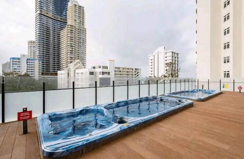 Surfers Paradise Apartment | View Hotel - Private Apartments Hosted by Coastal Letting Co