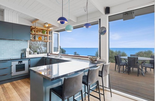 Eastern View House | Views Forever - the perfect coastal escape