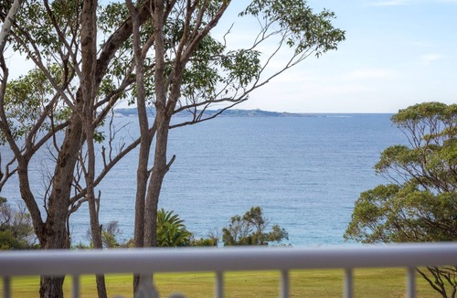 Narooma Apartment | Views on Ballingalla