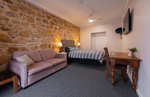 Mannum Bed & Breakfast | Villa Firestone, formally Harbour Mannum