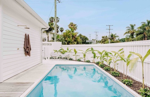 Mooloolaba Villa | Villa Jacaranda Mooloolaba