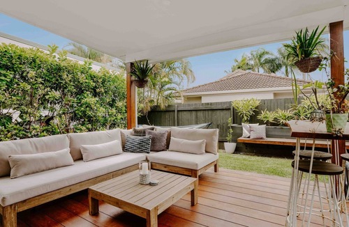 Mooloolaba Villa | Villa Jacaranda Mooloolaba