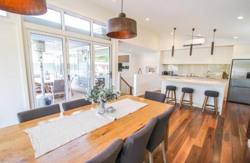 Bright House | Villa Urbane
