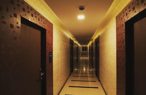 Thampanoor Hotel | Vinayaka Regency