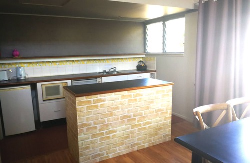 Lovedale House | Vineyard Hill