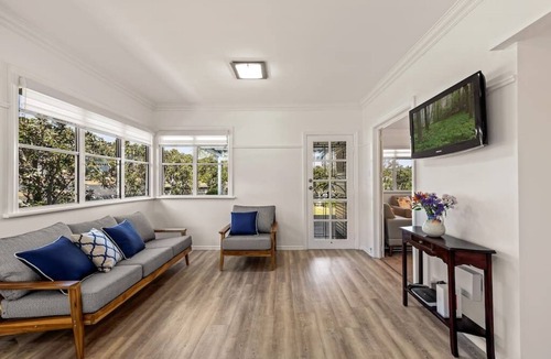 Rangeville House | Viola House on Rangeville - Beautiful Home