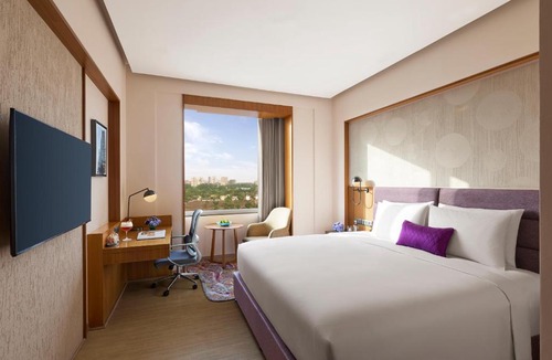 Gurugram Bed & Breakfast | Vivanta Gurugram Sector 95A