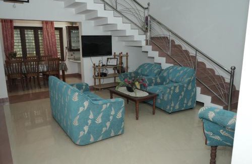 Champakulam Villa | VJ Riverfront Villa