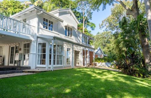 Mullumbimby Apartment | VRITI - Elegant & peaceful 2 bedroom - Central Mullumbimby
