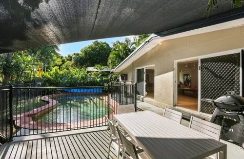 Clifton Beach Villa | Wait-a-While: Family-Friendly Beach Retreat, Rainforest Views & Steps to Clifton Beach