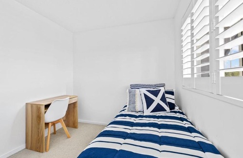 Mooloolaba Apartment | Walk to Beach Luxury Waterfront Penthouse