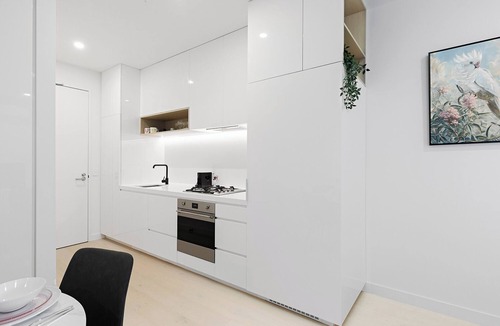 Box Hill Apartment | Walk to Everything! Brand New Box Hill 1-Bed Gem