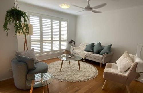 Mooloolaba Apartment | Walk to Moolooloola beach and pets welcome