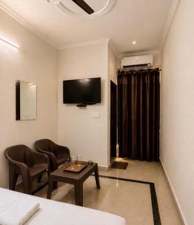 Delhi Hotel | Wama Rooms