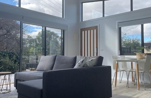 Page House | WARM Sunlit Sustainable north facing Studio