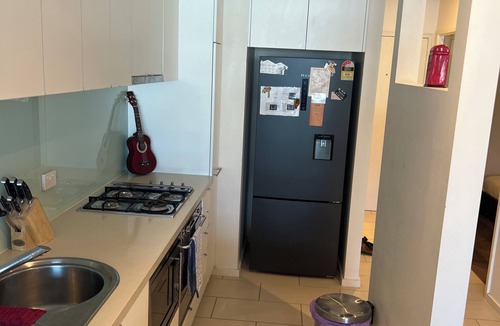 Docklands Apartment | Waterfront 2 BD Apartment in the heart of Docklands