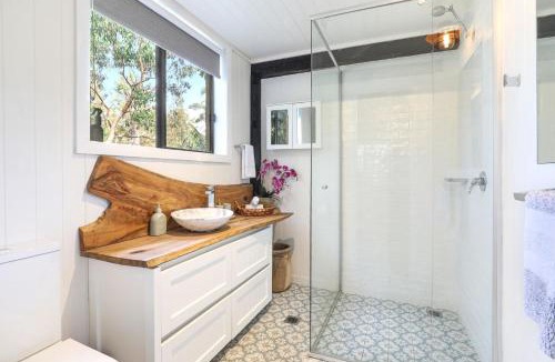 St. Georges Basin House | Waterfront Getaway, Pet Friendly - Jervis Bay