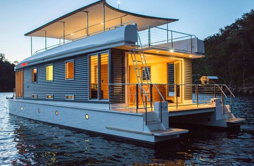 Lake Macquarie City Council Cabin | Watershed + 2 Hour Cruise