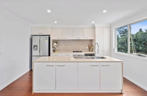 Gold Coast House | Waterview Hope Island House