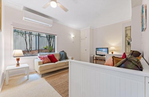 Dalmeny House | Wave Haven