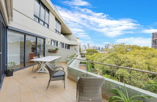 Waverton Apartment | Waverton Skyline Vista – City & Harbour Views