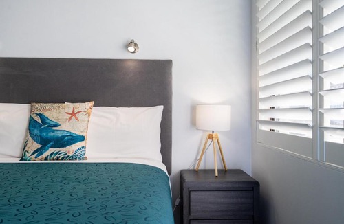 Warrnambool Hotel | Waves on Banyan formerly Comfort Inn International