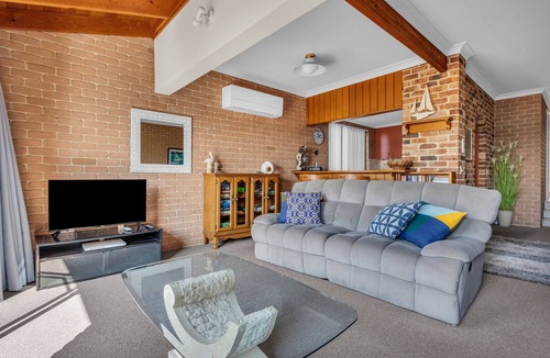 Pambula Beach Cabin | Waves on Winnunga - Pambula Beach