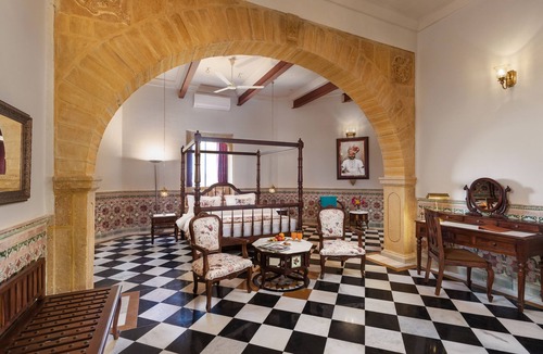 Sodakore Hotel | WelcomHeritage Mohangarh Fort