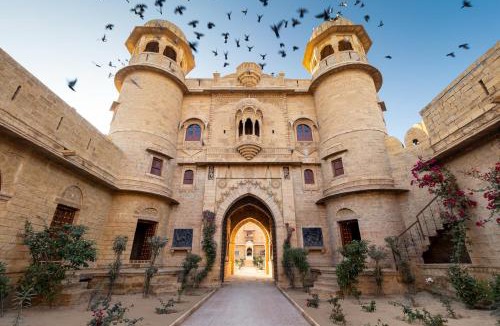 Sodakore Hotel | WelcomHeritage Mohangarh Fort
