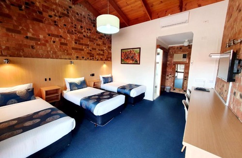Werribee Hotel | Werribee Park Motor Inn